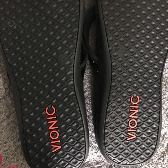 BRAND NEW WOMENS VIONIC SLIPPERS - Picture 4 of 4